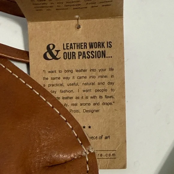 Cueropapel & tijera Brown Leather Crossbody Bag - Picture 6 of 8